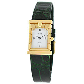 Van Cleef & Arpels Paris Ref. 122363 Solid 18K Yellow Gold Quartz 19MM Watch