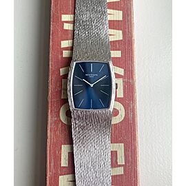 Vintage Patek Philippe 70s 18K White Gold Manual Wind Blue Dial Watch