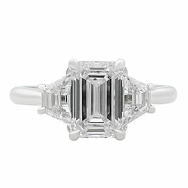 18K White Gold Emerald & Trapezoid Three Stone Diamond Engagement Ring 2.30ct