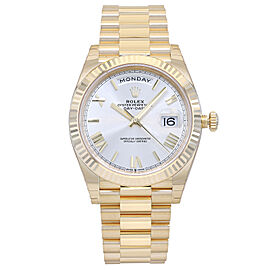 Rolex Day-Date 40mm President 18K Gold Roman Silver Dial Watch