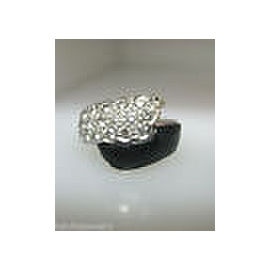 18K White Gold Black Onyx Diamonds Ladies Ring Size 6.5