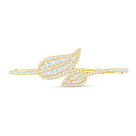 Ladies 18K Yellow Gold With 2.80 Diamonds Leaf Hinged Cuff Bracelet Size 7"