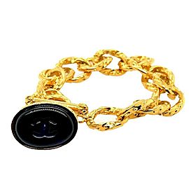 CHANEL - Vintage 93A - Blue Oval CC Gripoix Stone / Gold-tone Chain Bracelet