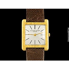 1963 Audemars Piguet "Extra-Flat" Vintage Mens Midsize 18K Gold Watch