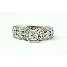 18Kt Princess & Round Cut Diamond White Gold Milgrain Engagement Ring 1.13Ct