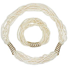 Cartier Fine Cultured Pearl and Diamond Necklace and Bracelet Set