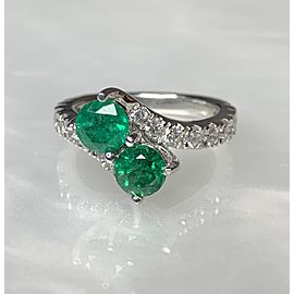 14K White Gold Round Cut Emerald Diamond Ring