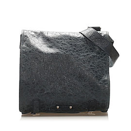Agneau Messenger Leather Crossbody Bag