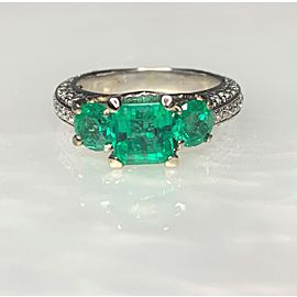 18K White Gold Square Emerald Cut Emerald Diamond Ring