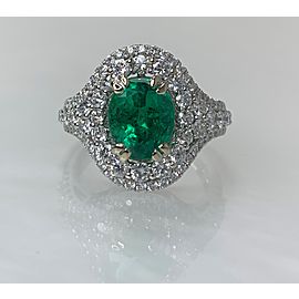 18K White Gold Oval Cut Emerald Diamond Ring