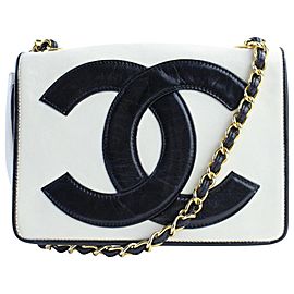Chanel Chain Extra Large Cc 225721 White X Black Leather Shoulder Bag