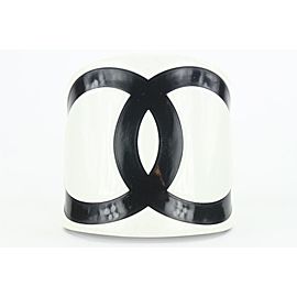 Chanel 019 Black x White CC Logo Cuff Bracelet Bangle 862637