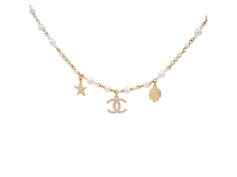 Chanel CC Logo Crystal And Pearl Star Necklace Gold Tone