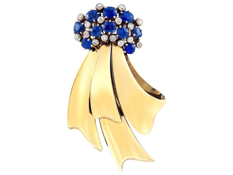 Chaumet, France, 2.65 Carat Sapphire, Gold and Diamond Pin