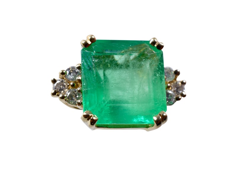 14K Yellow Gold 8.40ct Emerald and 0.55ct Diamonds Ring Size 5.5