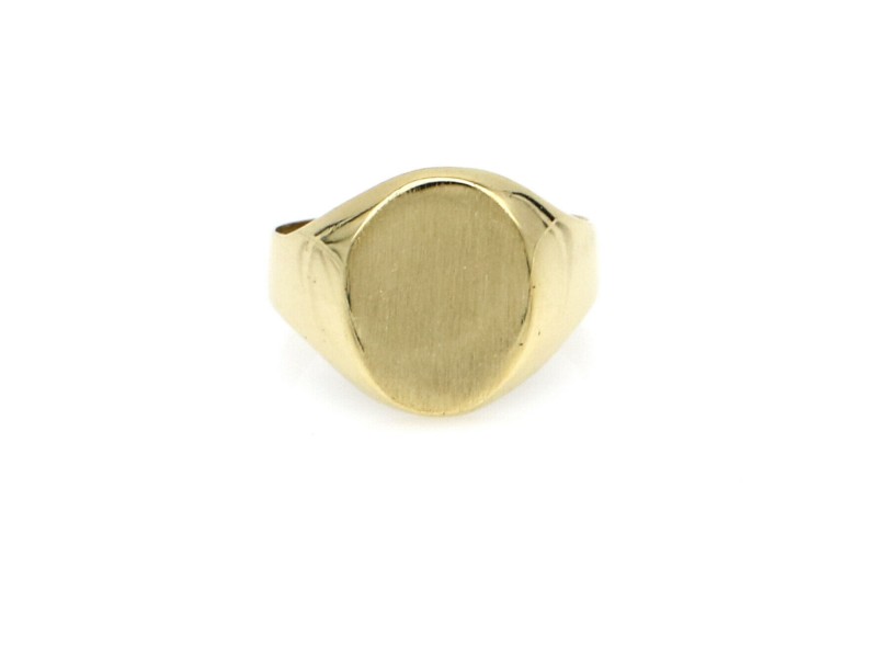 Engravable Pinky Signet Ring in 14k Yellow Gold