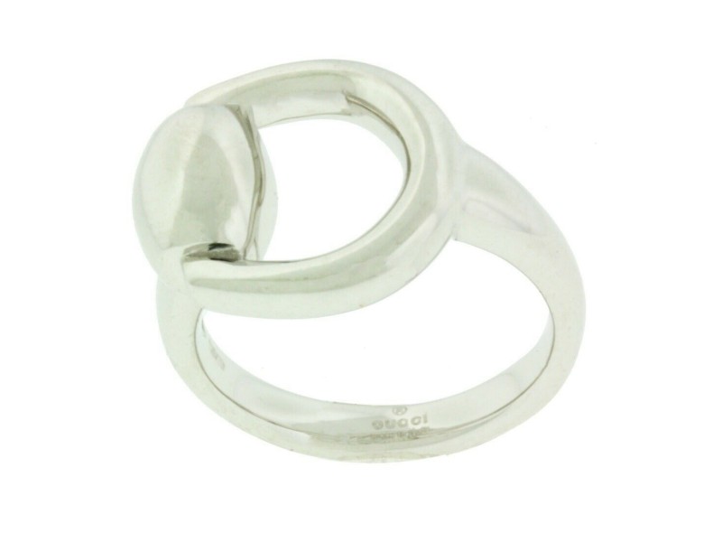 horsebit ring