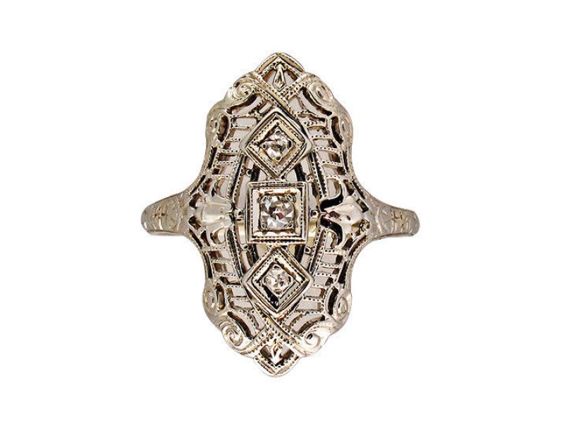 Vintage Art Deco Filigree 1940'S 3 Round Diamond 18k Gold Engraved Filigree Ring