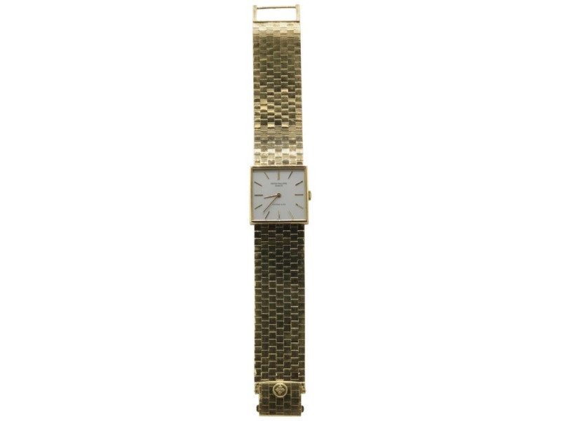 Patek Philippe Tiffany & Co. Yellow Gold Gondolo Engraved mechanical Wristwatch