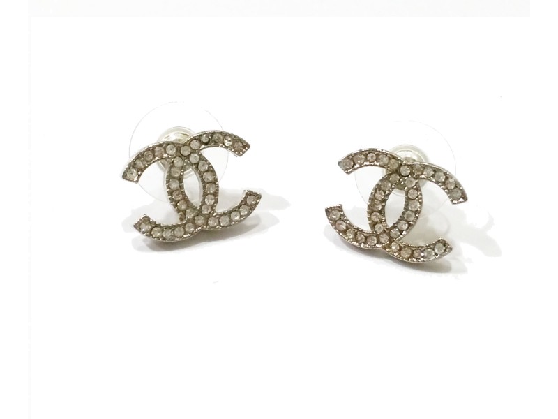 Cc earrings Chanel Silver in Metal - 35179563
