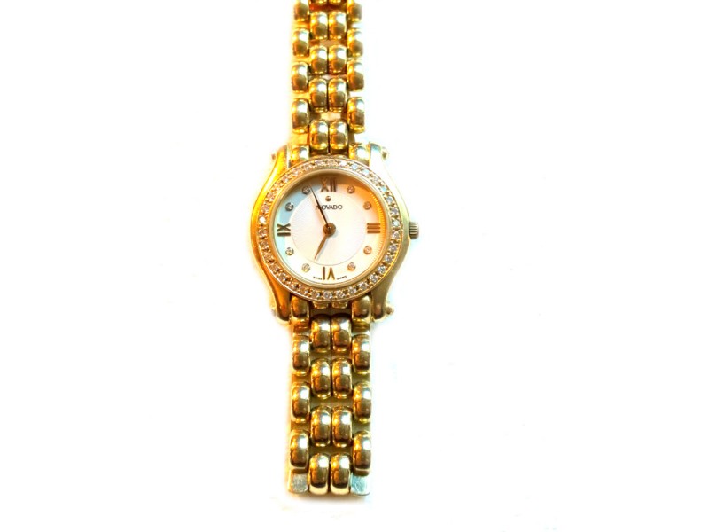 Movado 0690841 14K Yellow Gold and Diamond Ladies 25mm Watch