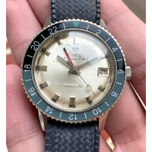 Vintage Zodiac Aerospace GMT Automatic Blue and Black Bezel Silver Dial Watch
