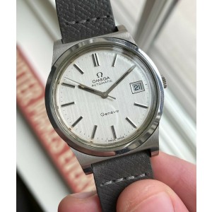 Vintage Omega Geneve Automatic Silver "Stripe" Dial Quickset Date Steel Watch