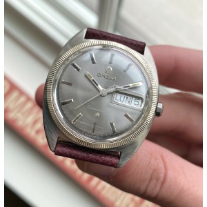 Vintage Omega Constellation Automatic Grey Dial Daydate Steel Cushion Case Watch