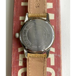 Vintage Caravelle World Time Manual Wind Silver Sunburst Dial Chrome Case Watch
