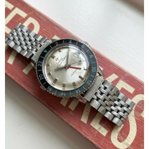 Vintage Zodiac 60s Aerospace GMT Automatic Blue Bezel Silver Dial Watch