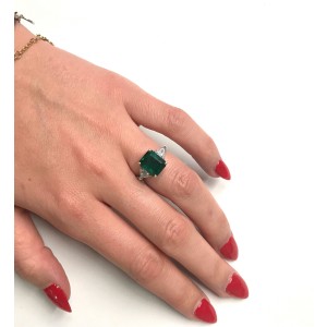 Rachel Koen Three Stone Green Emerald Diamond Engagement Ring 4.35ct Platinum