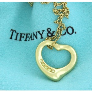 Tiffany & Co. 18K Yellow Gold with 0.04ct Diamond Open Heart Pendant Necklace