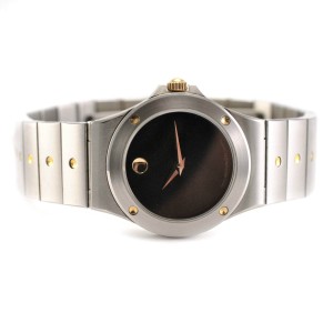 Movado Model 86.36.816.02 With Stainless Steel Ladies Watch