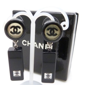 Chanel Inlaid CC Logo Drop Pierce Earrings Black Plastic
