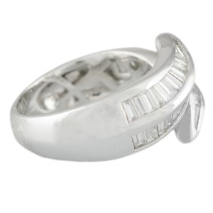 White White Gold Diamond Womens Ring Size 6  