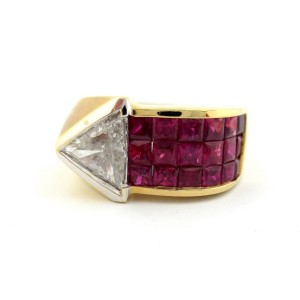 18K Yellow and White Gold Triangle Trillion Diamond & Rubies Arrow Pointy Band Ring Size 6.5 