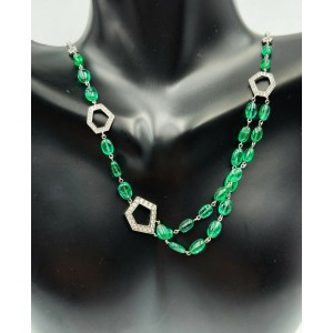18K White Gold Green Emerald and White Diamond Necklace