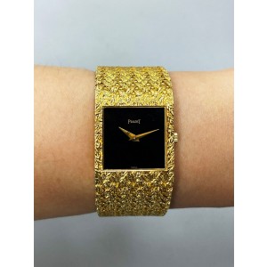 Piaget Classic D2 Onyx Dial 18K Yellow Gold Ladies Watch