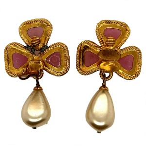 CHANEL - Vintage '28' Gripoix And Faux Pearl Clover Drop - Gold