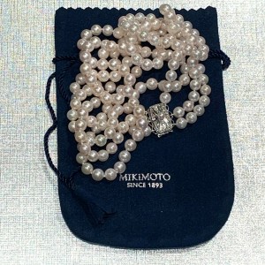 Mikimoto Akoya Pearl Necklace 16" 18k Gold 