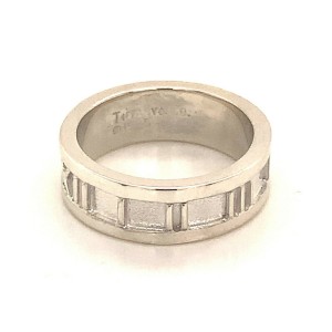 Tiffany & Co Ring Size 5 Sterling Silver 4.6 Grams TIF104