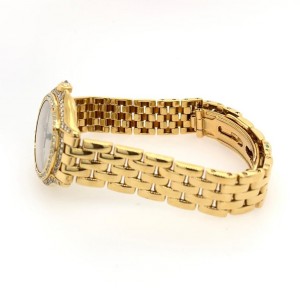 Cartier 18 Karat Yellow Gold Set with 2 Carat Round Brilliant Diamond Watch