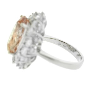 18k White Gold Oval Morganite Diamond Flower Halo Ring Aprox.2.38ctw 