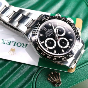 Rolex Daytona 40mm Steel Oyster Watch with Black Dial/Box/Papers 116500LN