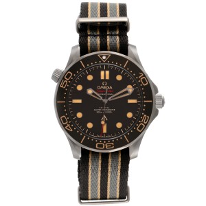Omega Seamaster 300M 007 Edition Titanium Watch 