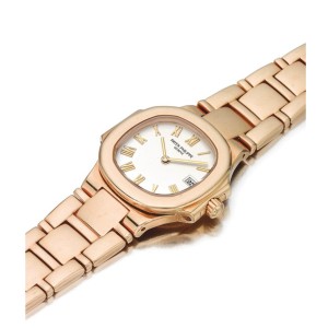 Patek Phillipe Ref 4700 Nautilus Yellow Gold Bracelet Watch with Date, 1993