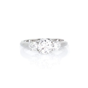Estate Platinum 3 Stone Diamond Ring Size: 5.50