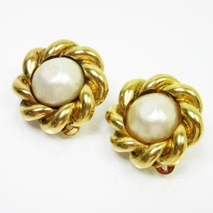 Chanel Gold Tone Metal And Pearl Imitation Earrings 