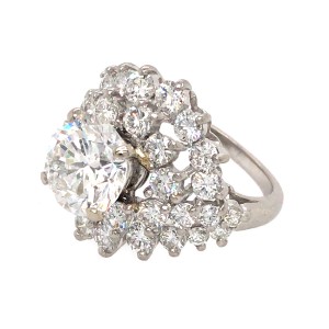 GIA Certified 3.12 ct Round Brilliant Diamond Ring