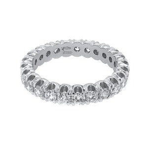 18 Karat Gold Diamond Wedding Band Ring